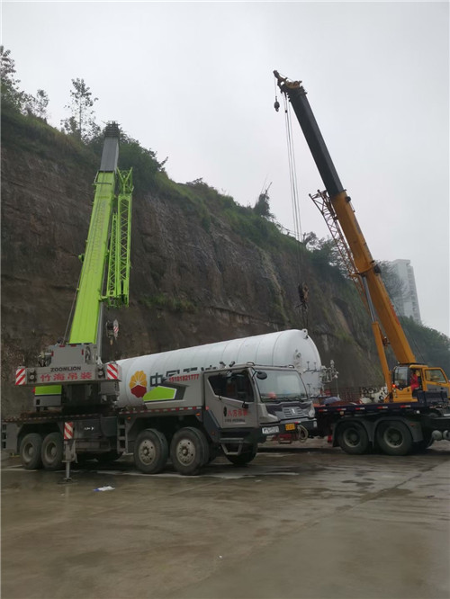 牟平区“不怕风雨冻”—— 吊车的 “恶劣环境适应” 技术